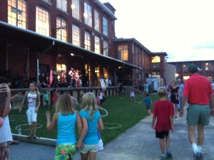 lowe mill concerts on the dock