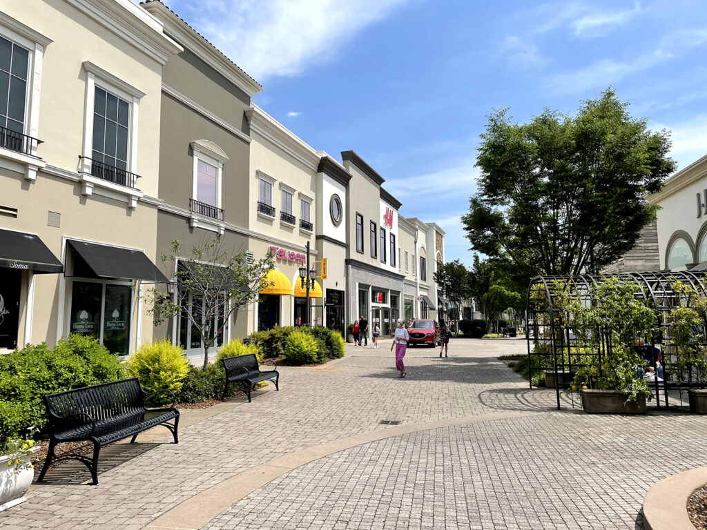 Bridge street Towne Center Tanger Huntsville