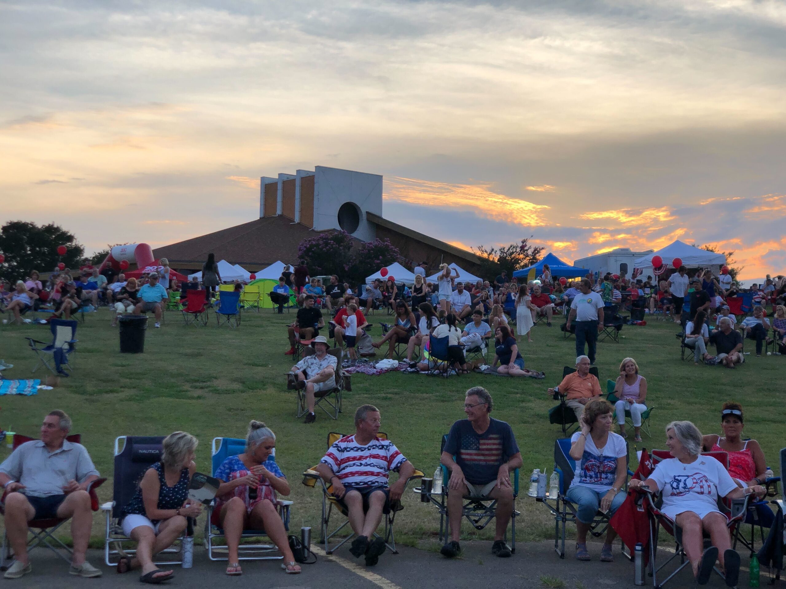 Ditto Landing July 4th